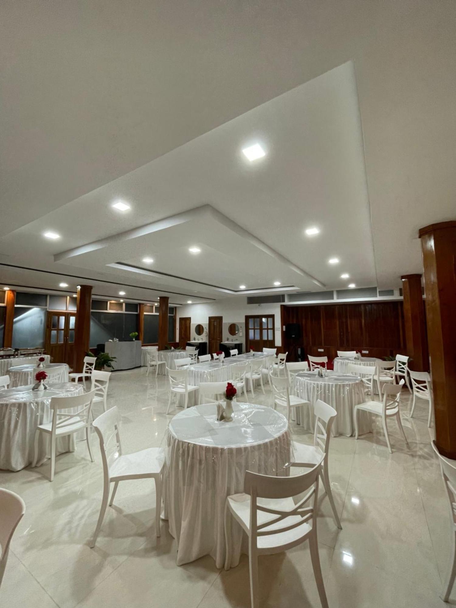 2K Hotel Kohima Εξωτερικό φωτογραφία