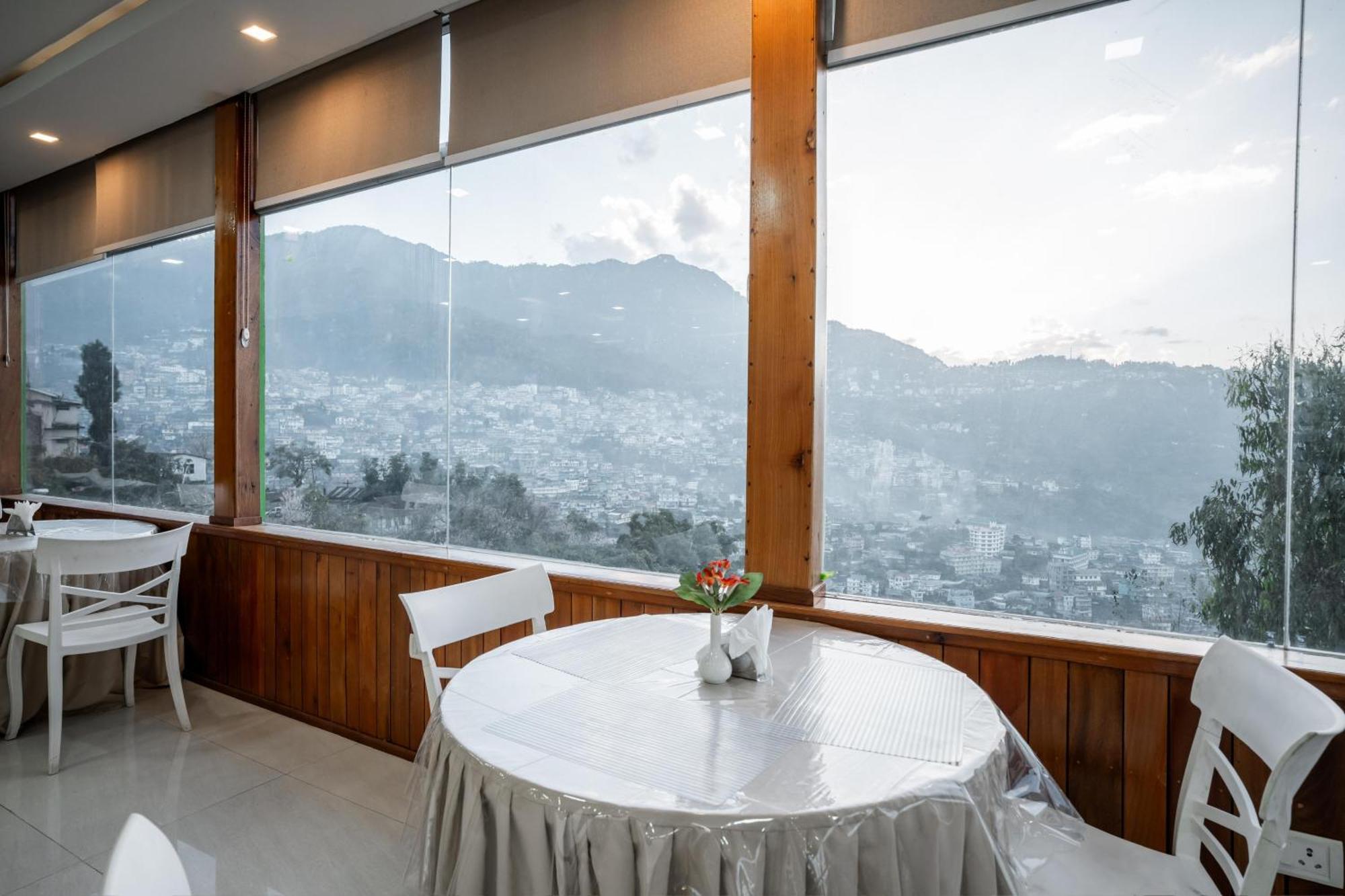 2K Hotel Kohima Εξωτερικό φωτογραφία